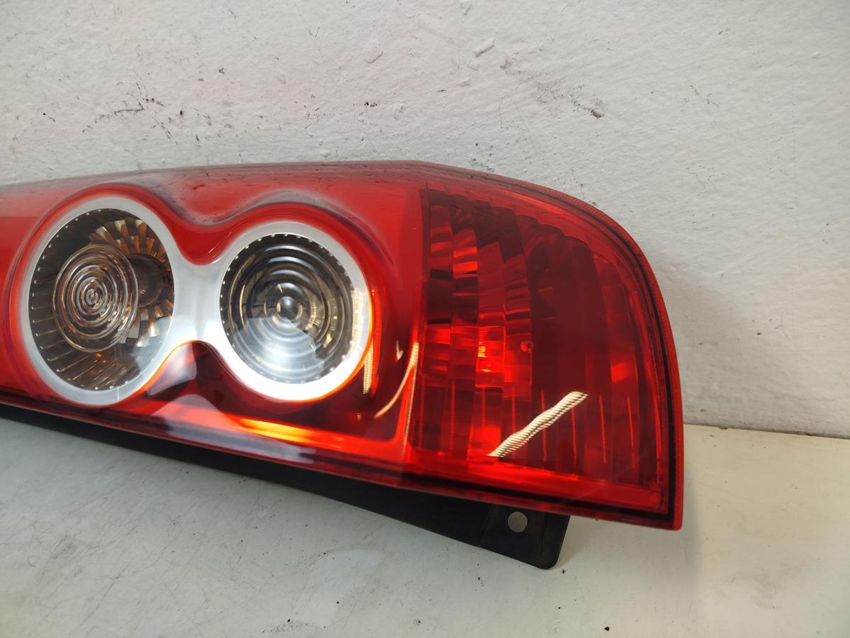 Ford Fiesta JD3 JH1 R&uuml;ckleuchte rechts R&uuml;cklicht R&uuml;ckscheinwerfer
