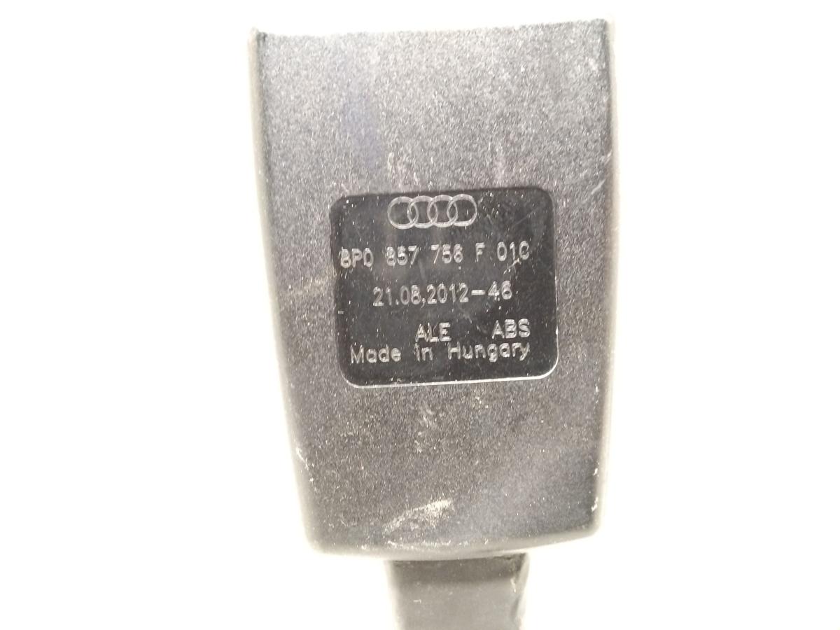 Audi A3 8P Sportback original Gurtschlo&szlig; vorn rechts Bj.2013