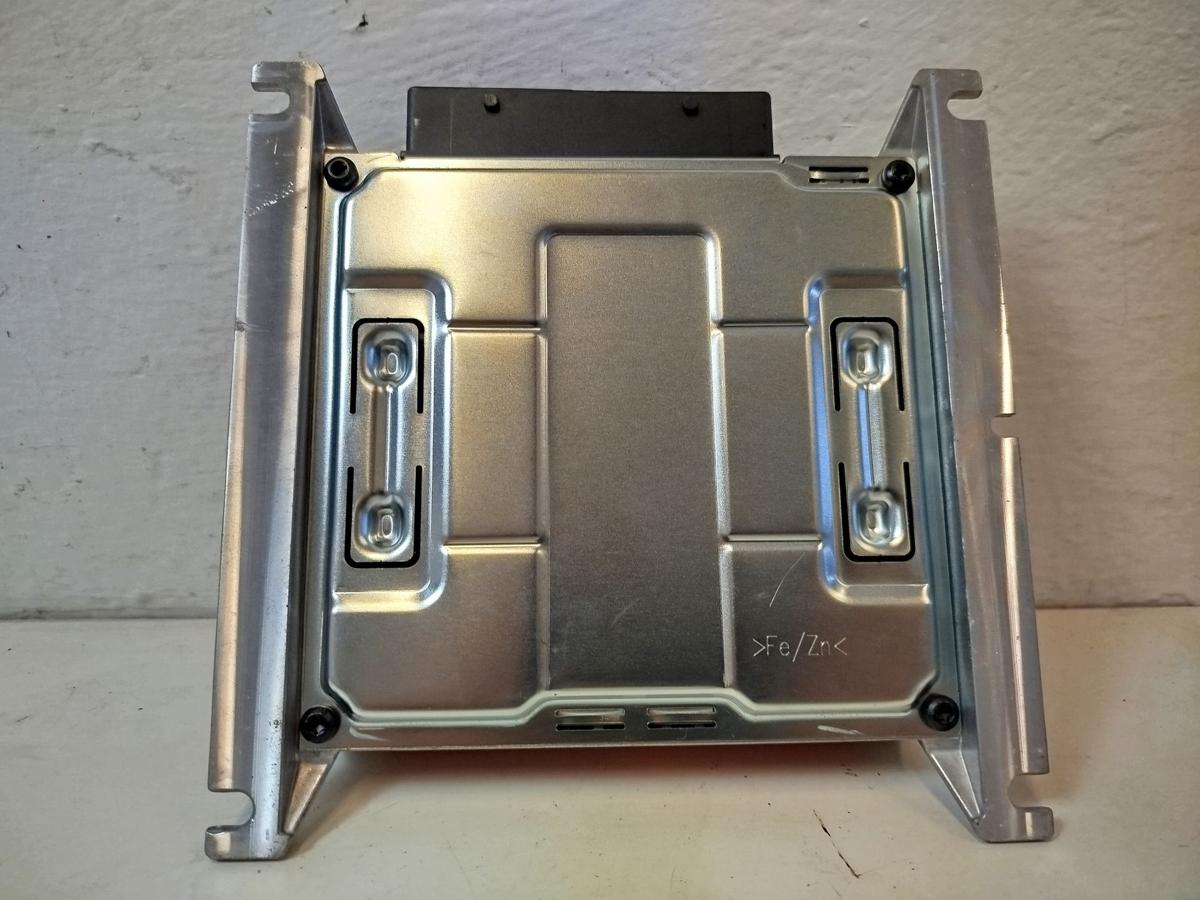 VW Passat 3C B7 Variant Verst&auml;rker Audio Soundsystem Steuerger&auml;t OEM Blaupunkt