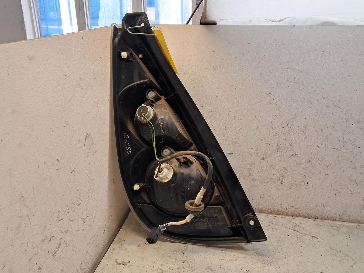 Suzuki Liana Kombi original R&uuml;ckleuchte Schlussleuchte rechts Facelift BJ2006