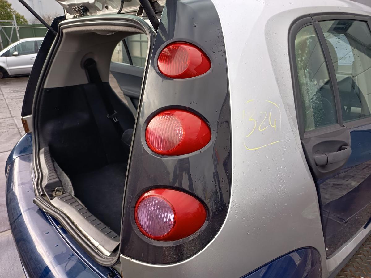 Smart 454 original R&uuml;ckleuchte rechts Heck Schluss Licht Bj 2006