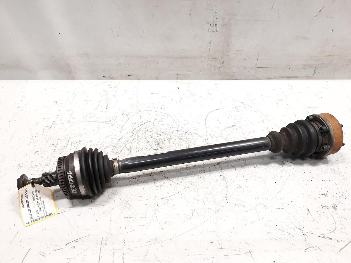 Audi A4 8E B6 original Antriebswelle Gelenkwelle vorn rechts 1,6 75KW