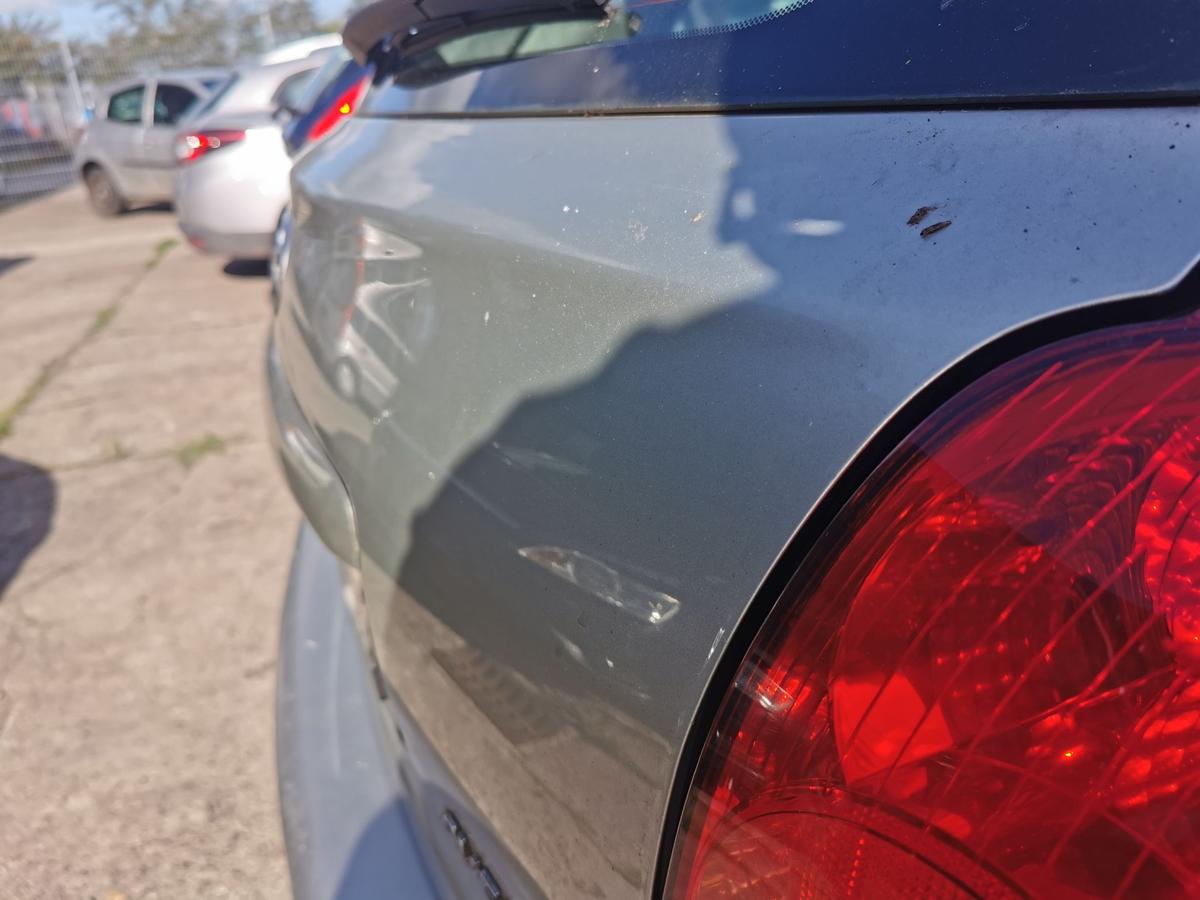 Toyota Avensis T25 Kombi Heckklappe Klappe Deckel hinten 1C0 Radiant Silver Met