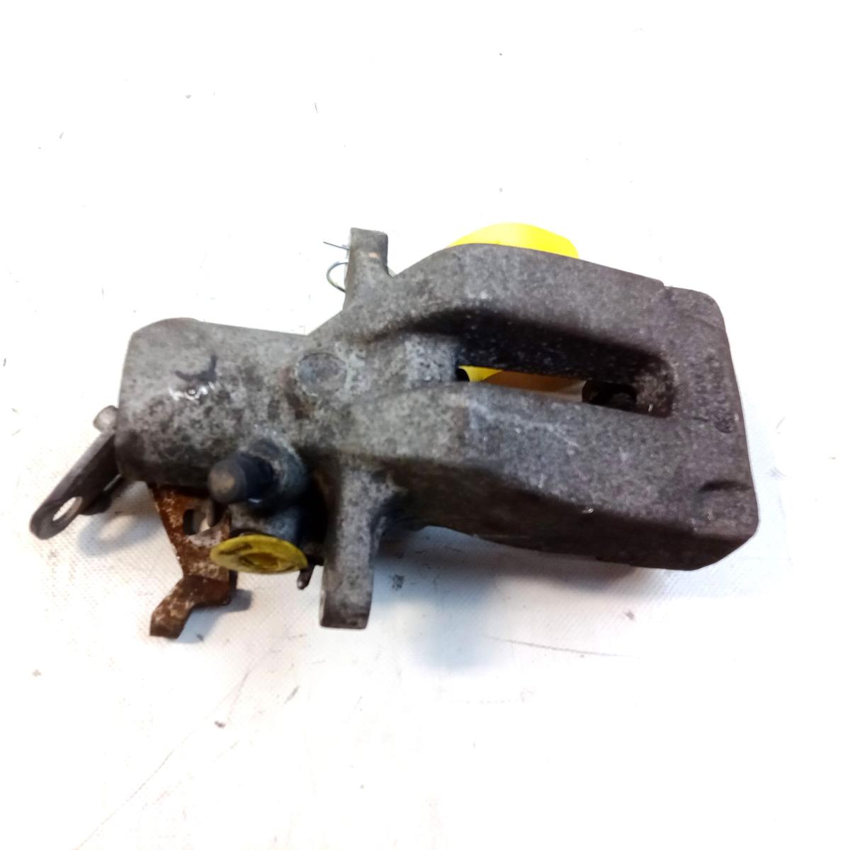 Audi A8 4D D2 original Bremssattel Hinterachse links Bremse 269x22mm Bj.1999