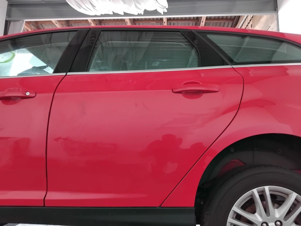 Ford Focus 3 DYB Turnier T&uuml;r hinten links racerot BJ2013 Kombi