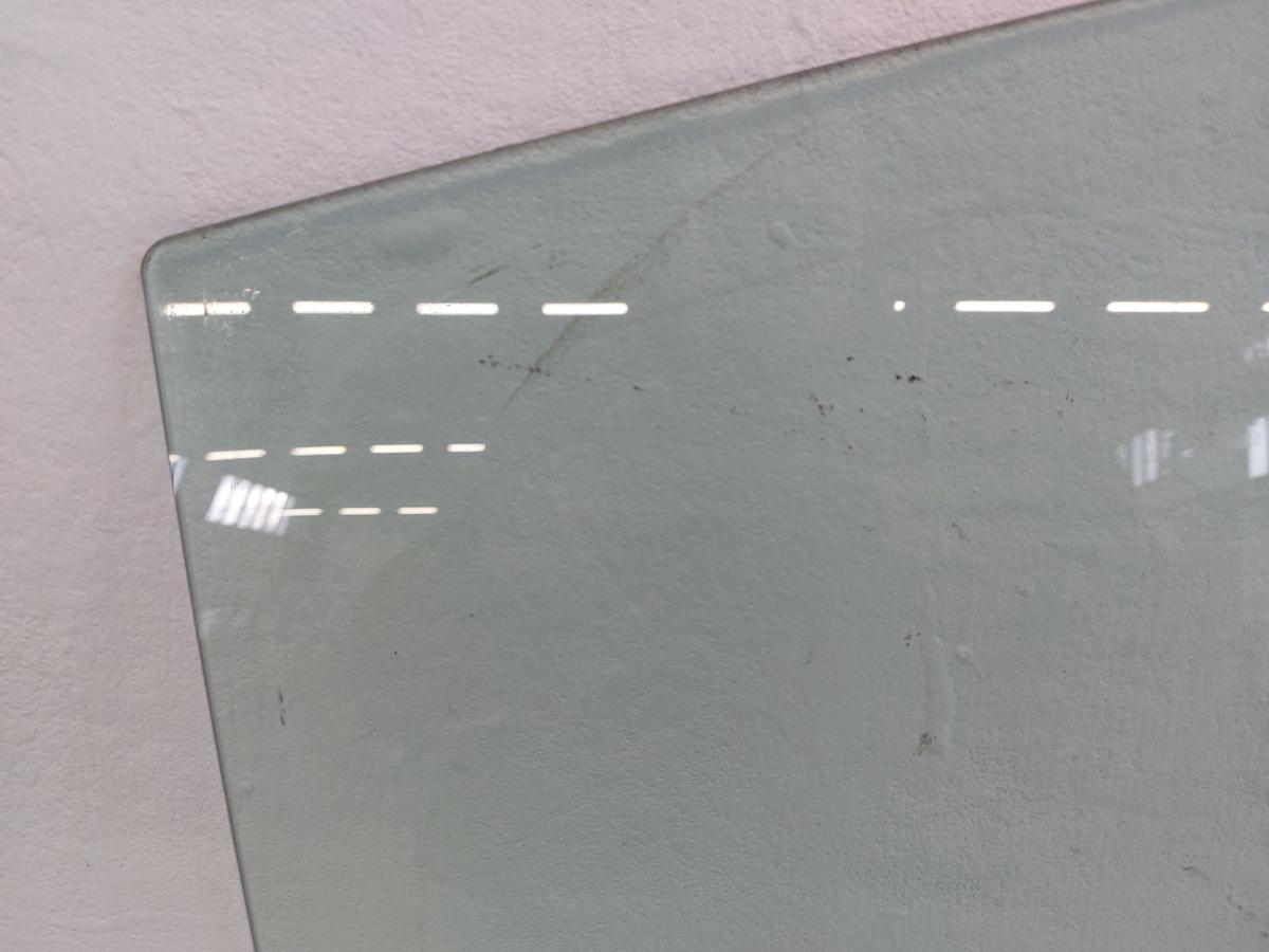 Hyundai i30 PD Mild Hybrid T&uuml;rscheibe hinten links Seitenscheibe Colorglas 5trg