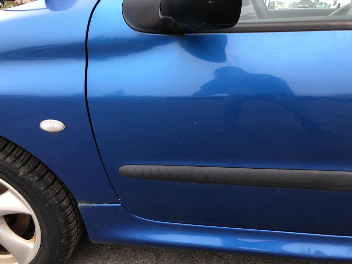 Peugeot 206CC Typ 2D T&uuml;r vorn links Fahrert&uuml;r im Rohbau KMF Poseidon Blau Met