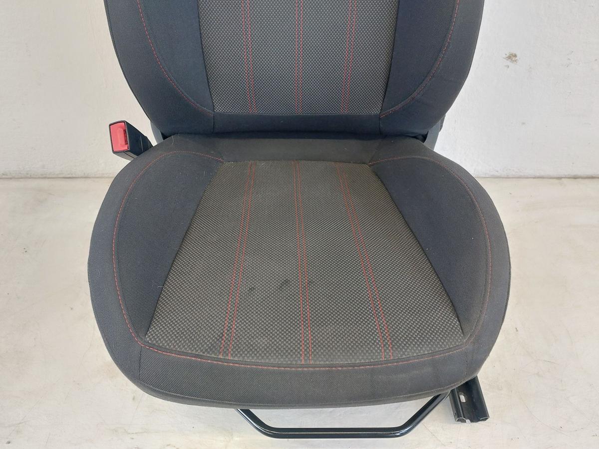 Opel Corsa D ab 2010 Sitz vorn links Fahrersitz o Heizung 3t&uuml;rer Stoff Facelift