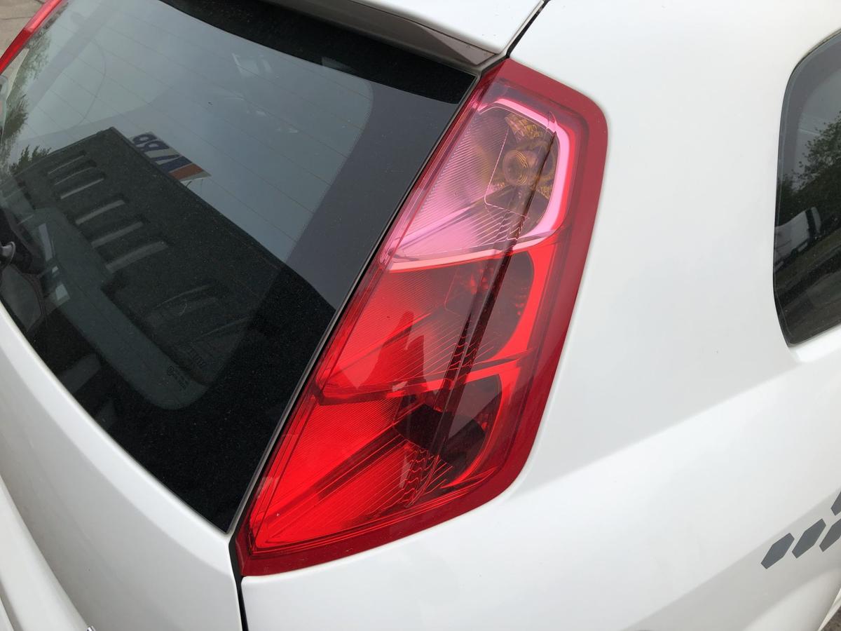 Fiat Grande Punto 199 R&uuml;ckleuchte rechts R&uuml;cklicht Heckleuchte Originalteil