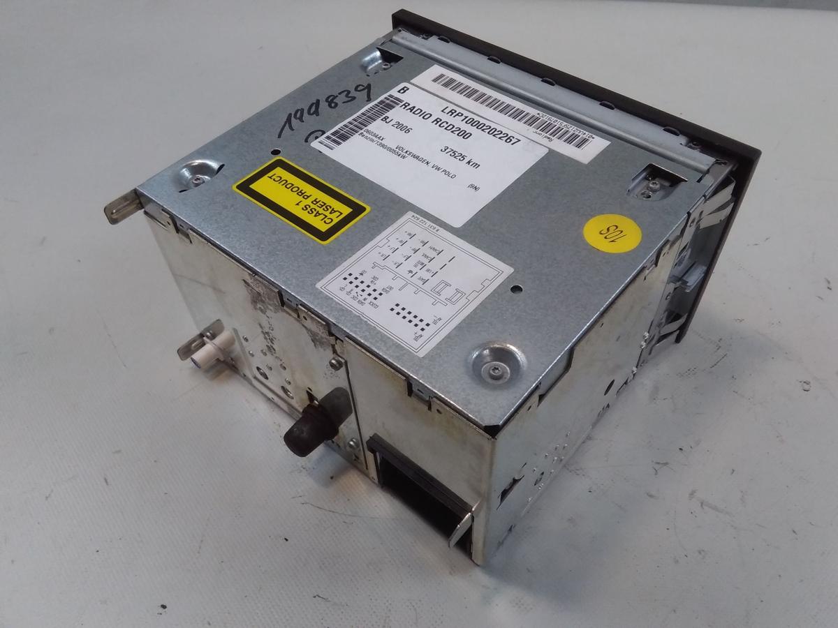 VW Polo 9N3 original Autoradio RCD200 6Q0035152 mit Radiocode BJ2006