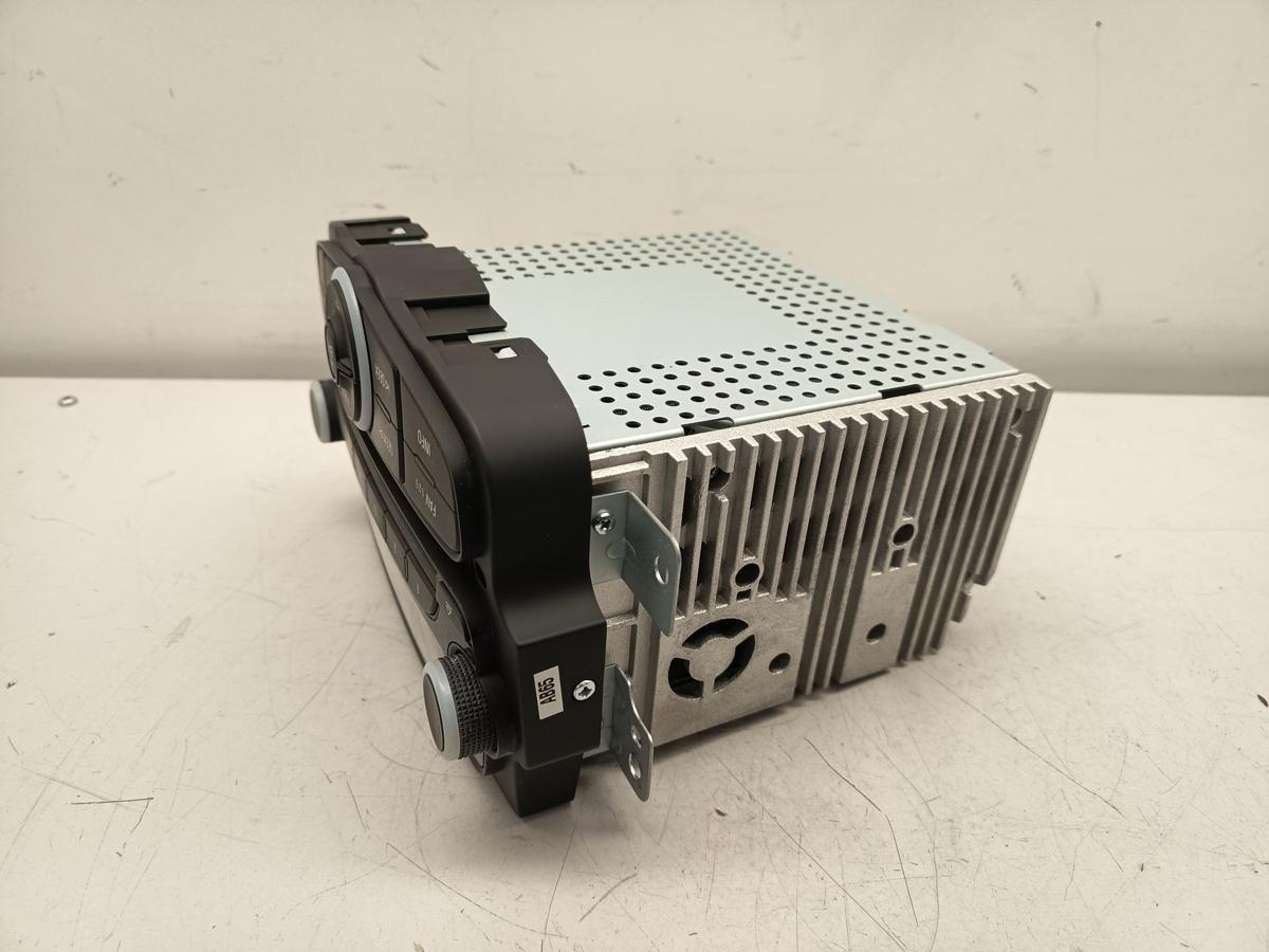 Chevrolet Spark original Radio 95298824 Baujahr 2013