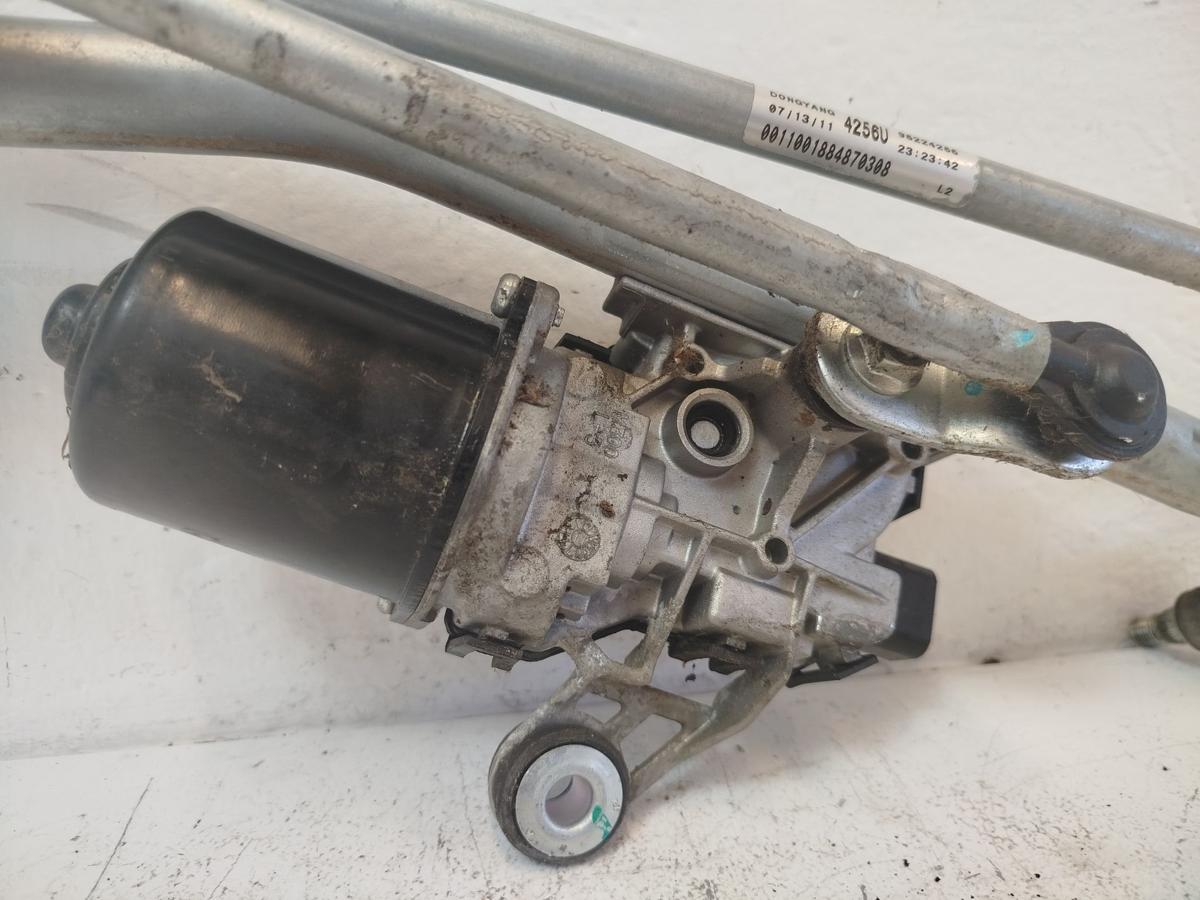 Chevrolet Spark M300 Wischergestänge mit Wischermotor Motor Wischer vorn