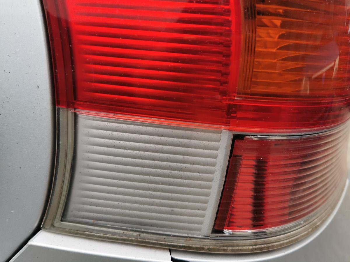 Toyota Yaris XP9 Rückleuchte Rücklicht Schlusslicht Lampe hinten links 5trg