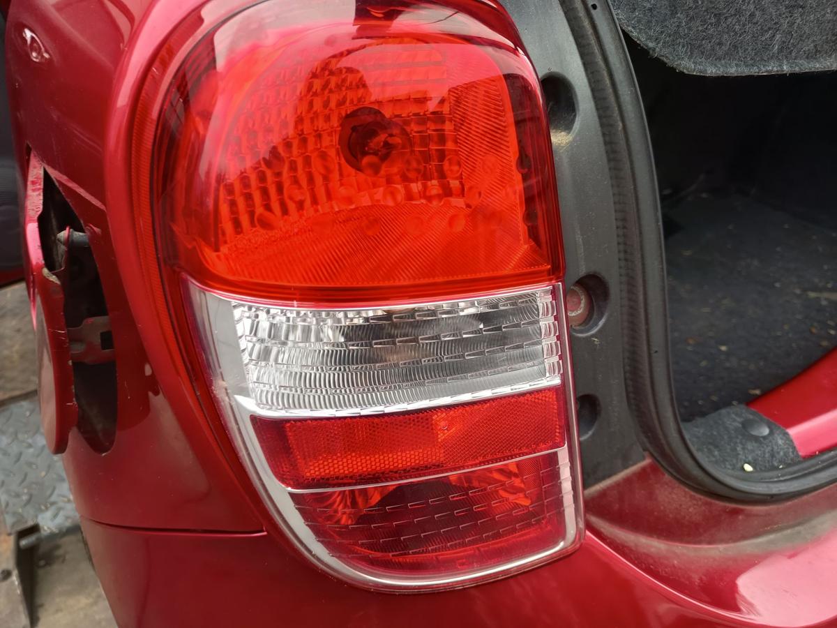 Nissan Micra K13 original R&uuml;ckleuchte links Heck Schluss Licht Bj 2013