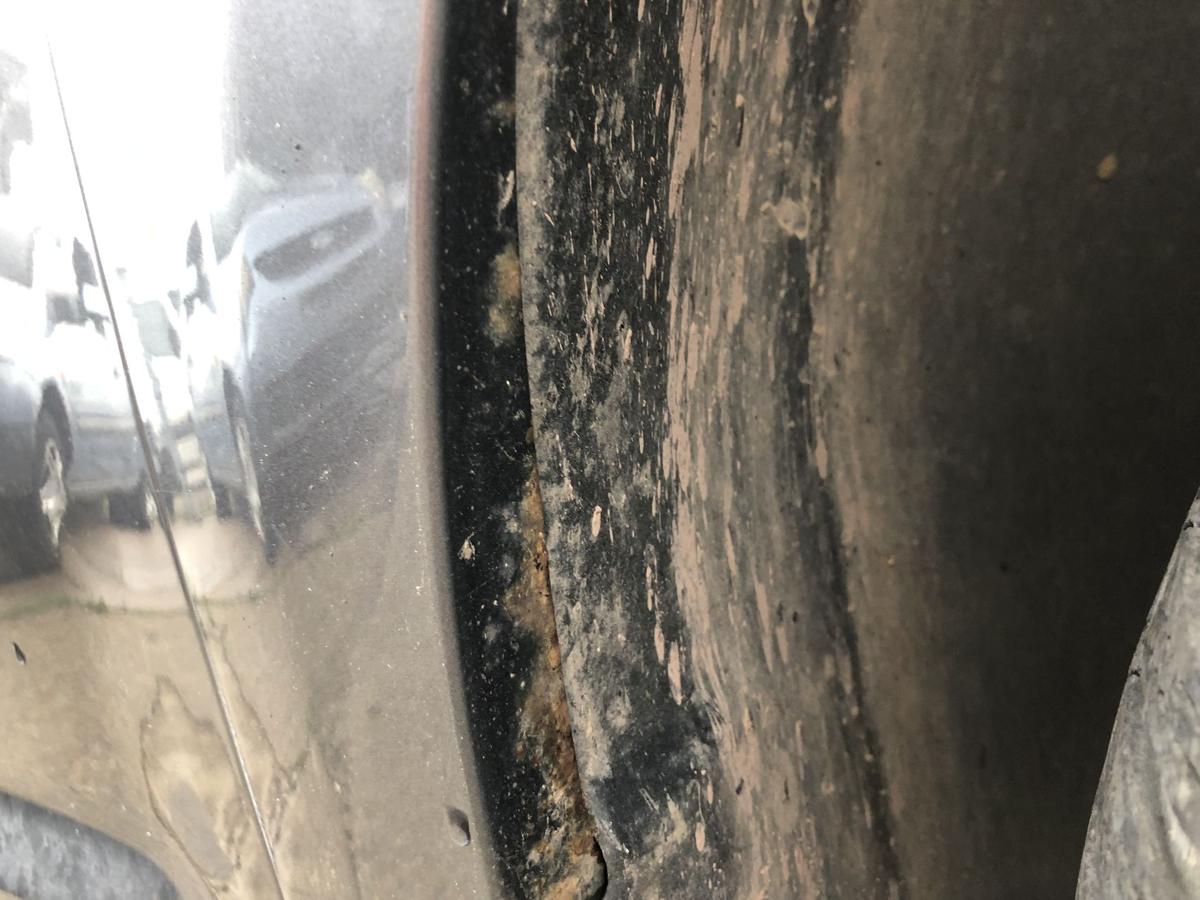 VW Touran 1T Kotflügel vorn rechts Beifahrerseite bis 2006 LD7X