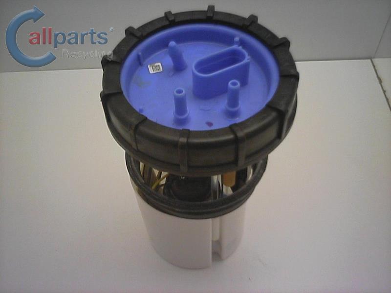 Skoda Rapid Kraftstoffpumpe Tankpumpe Benzinpumpe 6R0019051J nur 11km