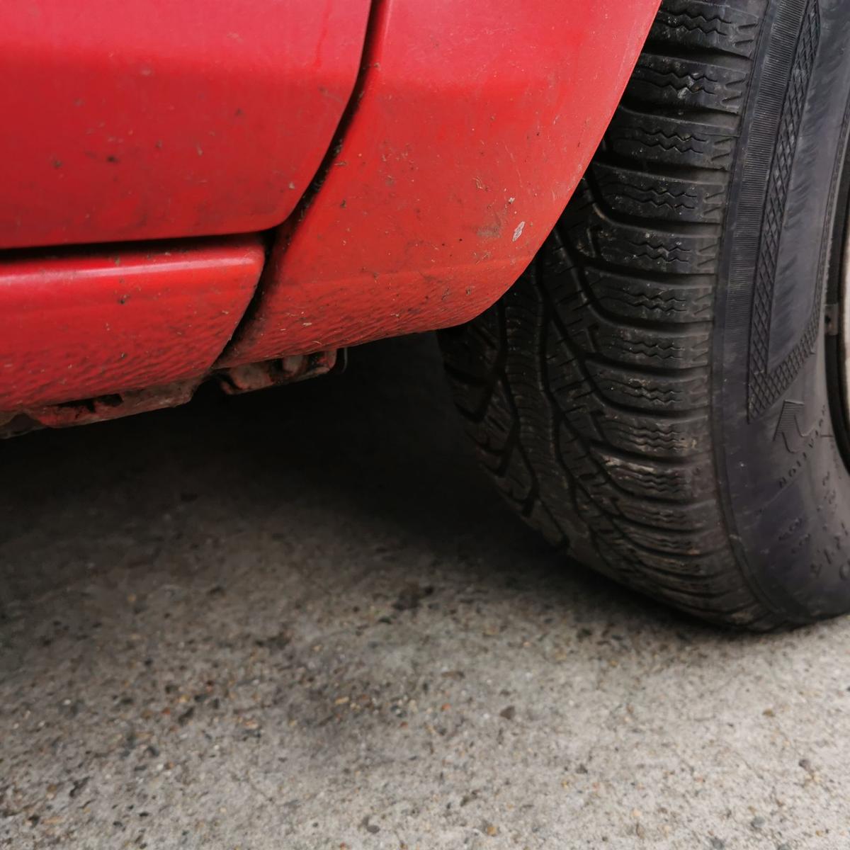 Opel Corsa D Kotflügel Fender Seitenwand vorn rechts Z547 Magmarot