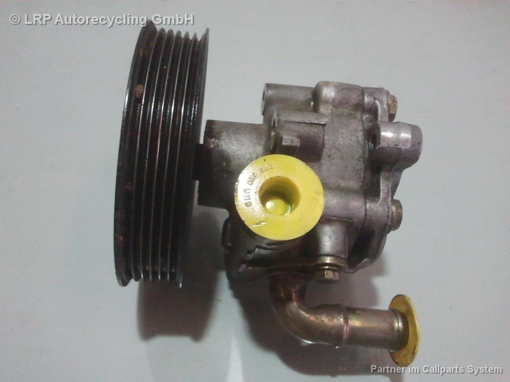 VW Bora 1J2 Servopumpe 1J0422154B KYB 2.0 85kW AQY ABS BJ1999