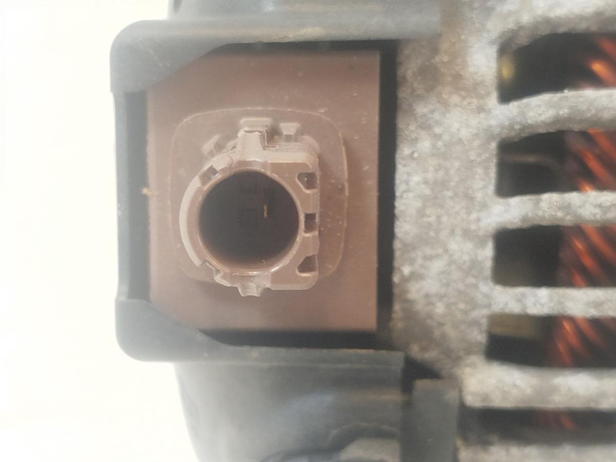 Toyota Yaris XP13 Lichtmaschine Generator Drehstromgenerator 1.3 73kw 1NR-FE