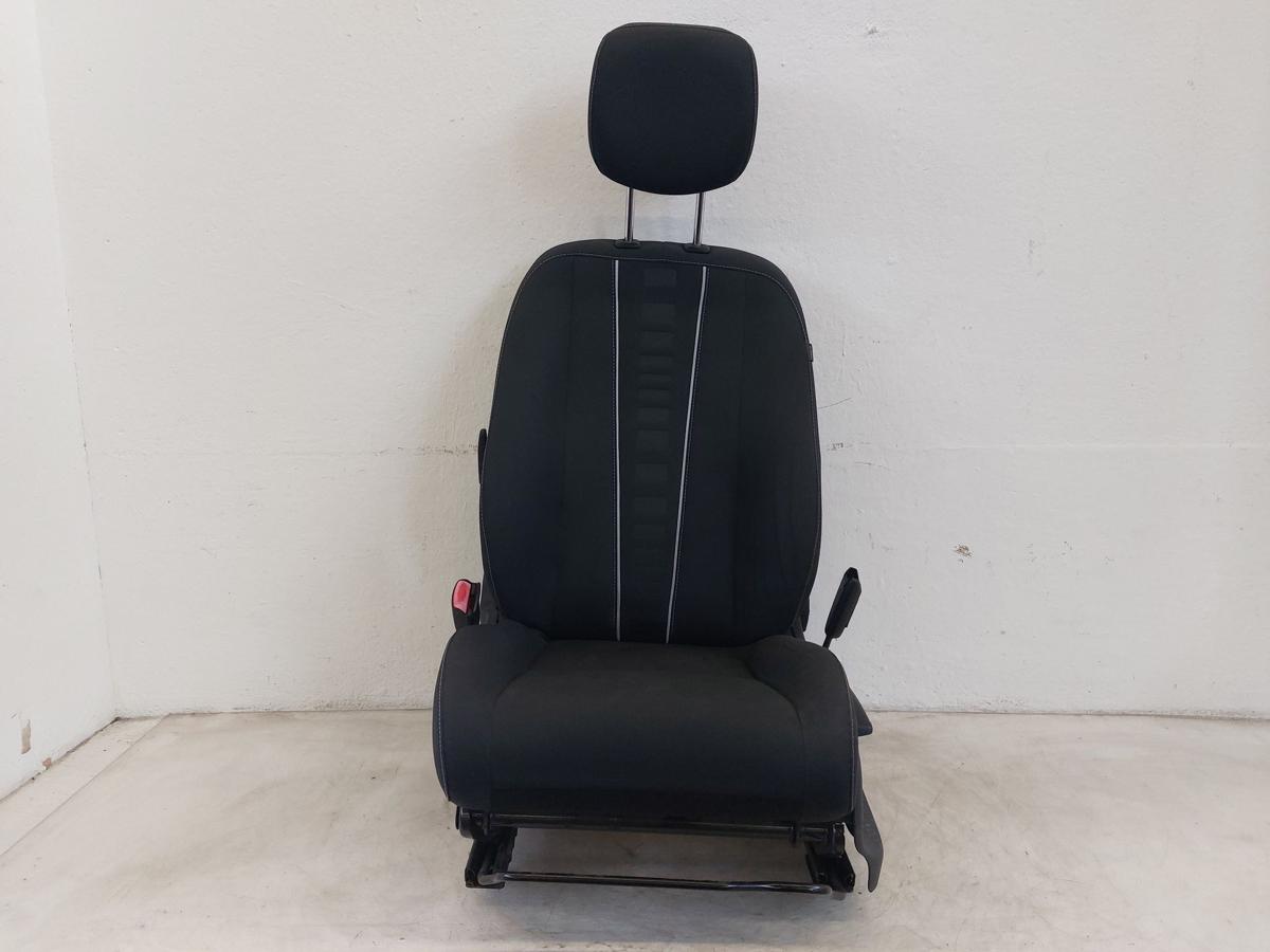 Renault Megane III 3 Sitz vorn links Fahrersitz Stoff mit Heizung Stoffsitz