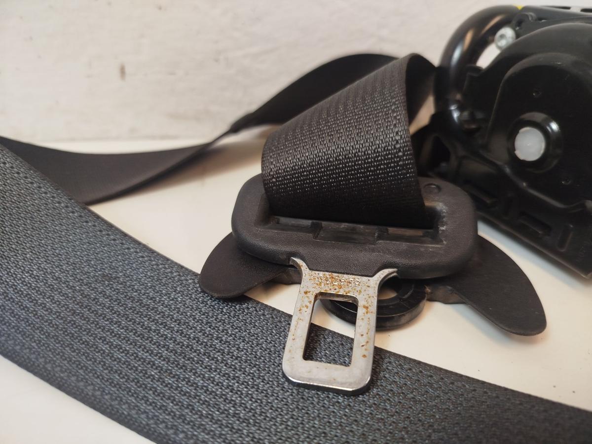 Citroen C1 Typ PS Sicherheitsgurt vorn rechts Gurt Anschnallgurt Gurtstraffer