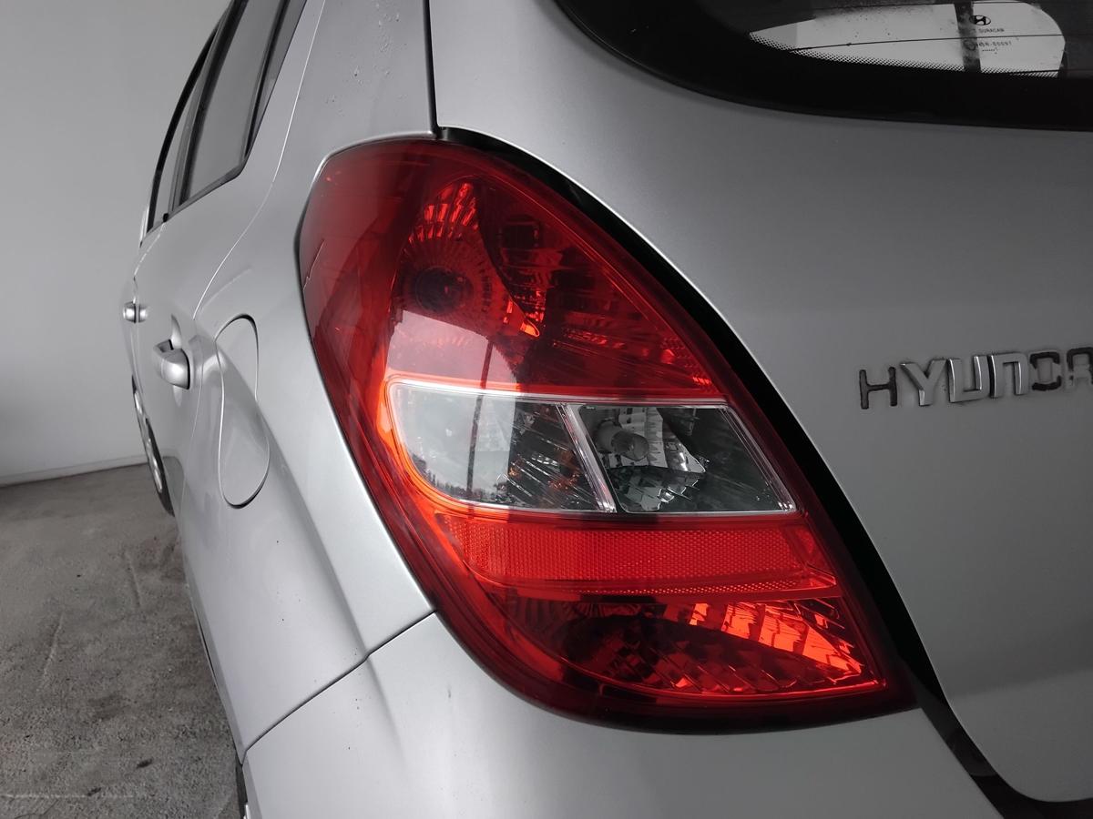 Hyundai i20 PB original R&uuml;ckleuchte Heckleuchte Schlussleuchte links BJ2011