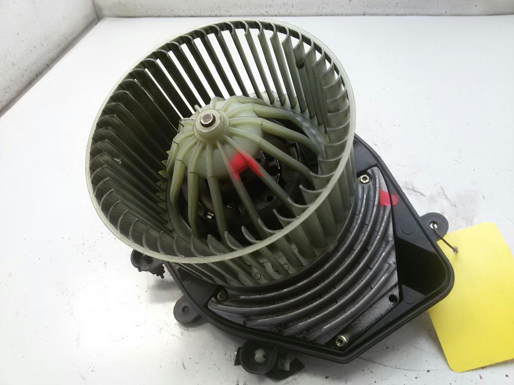 Audi A4 B5 8D Gebläsemotor Heizung Klima 8D1820021 740221233F BEHR BJ1997