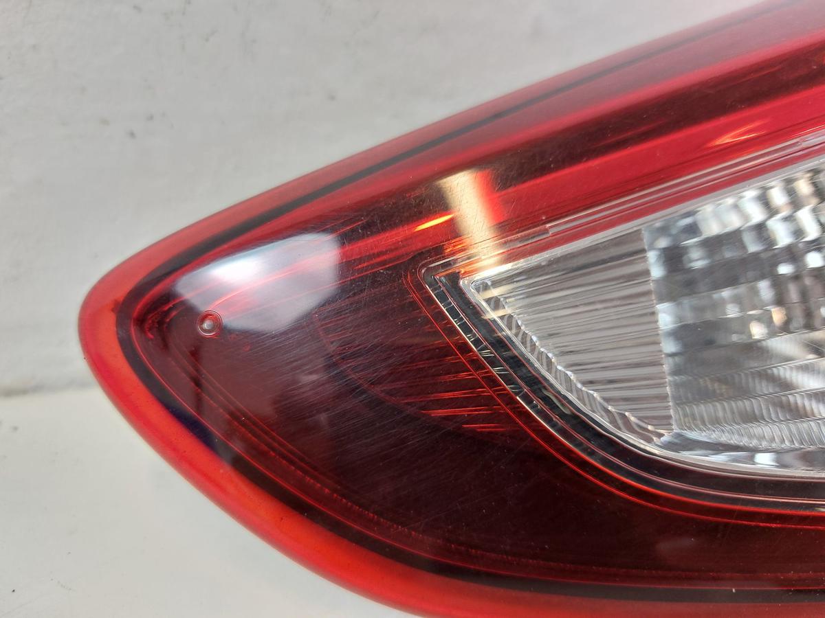 Mazda 2 DJ R&uuml;ckleuchte innen rechts Heckklappenteil R&uuml;cklicht Heckleuchte OE