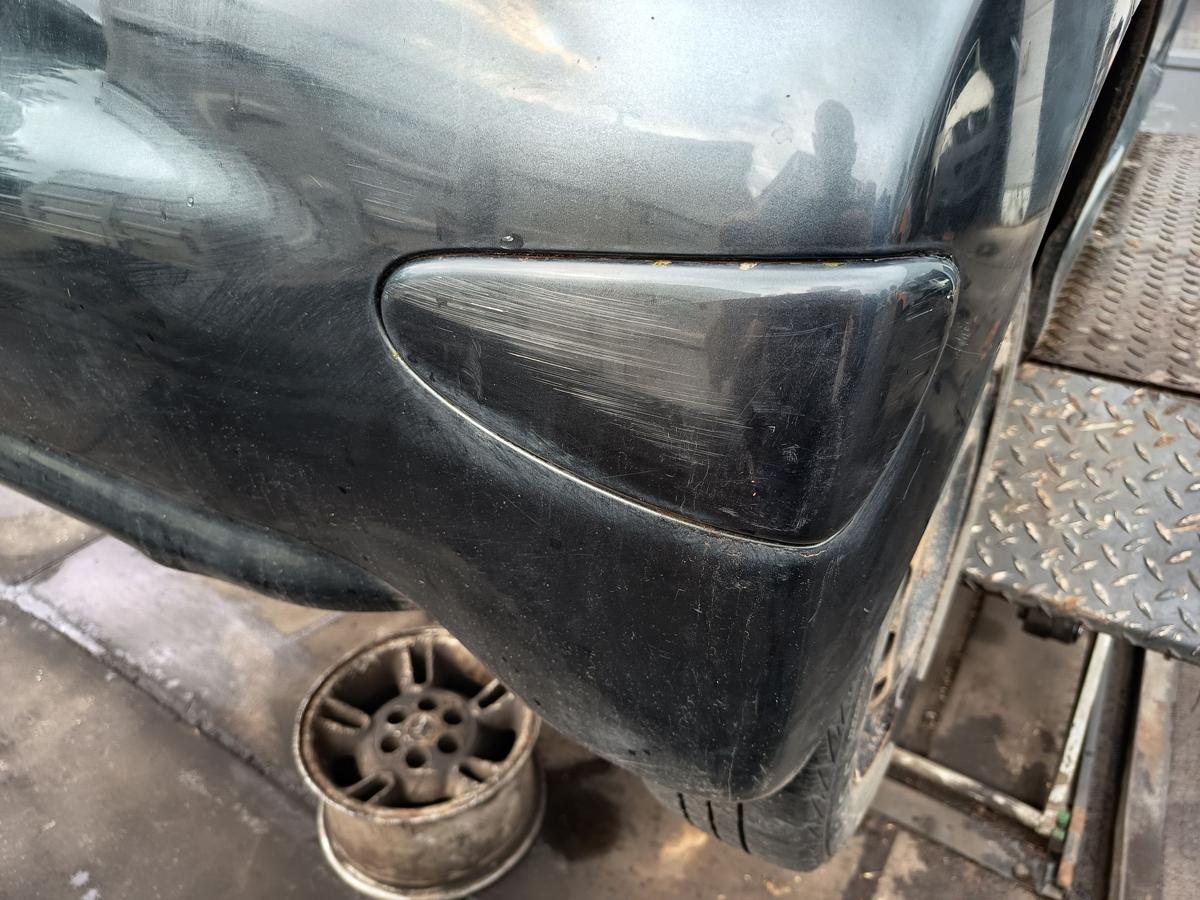 Toyota Aygo I original Sto&szlig;stange F&auml;nger hinten Heck 1E0 Rauchgrau Bj 2005