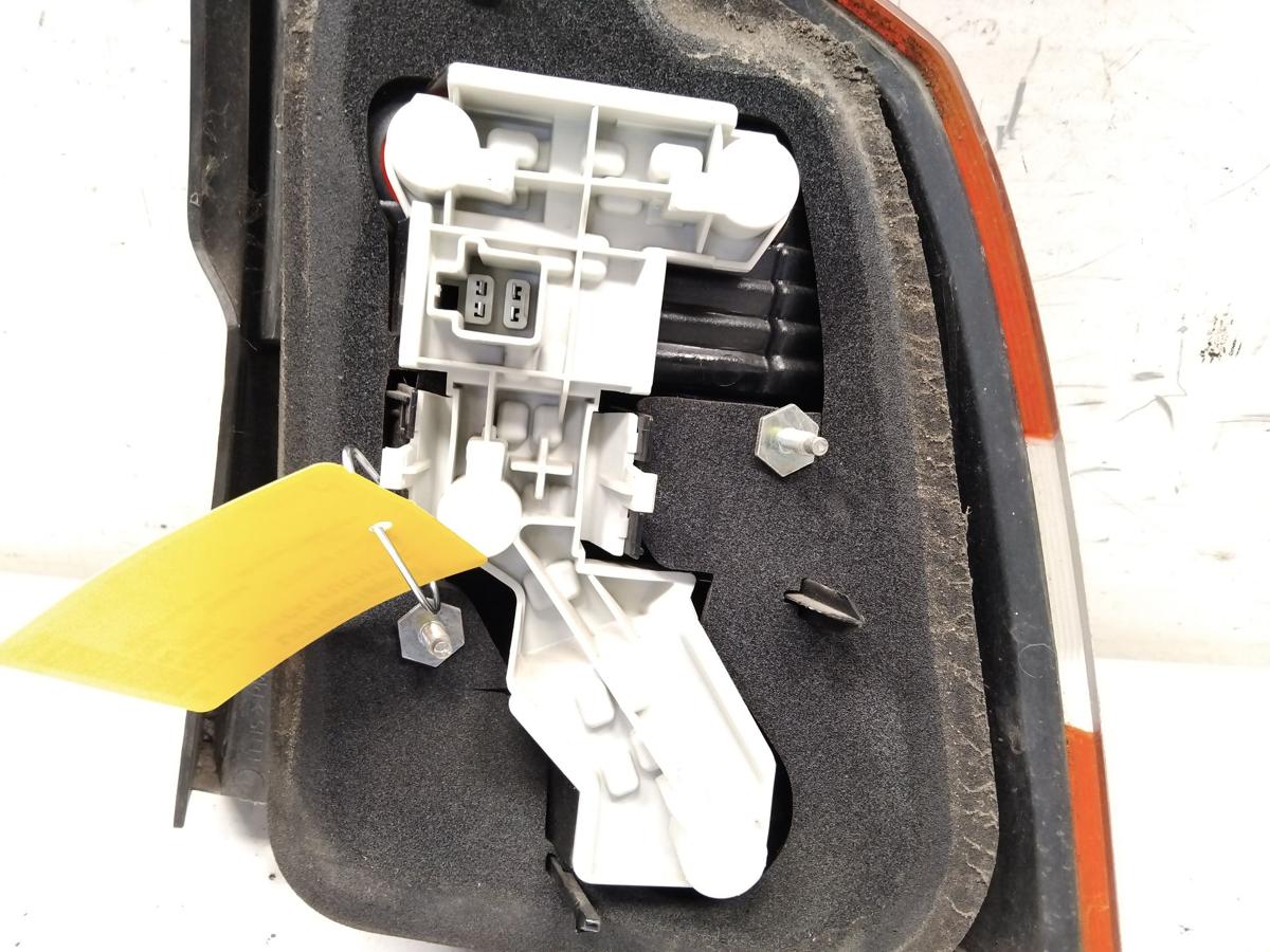 Volvo V50 original R&uuml;ckleuchte Schlussleuchte links Kombi BJ2004