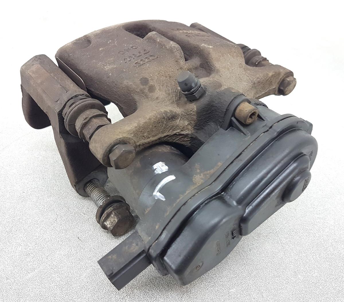 Audi A4 B8 Bremssattel hinten links GF30 Bj2014 für elektr Parkbremse 3,0TDI