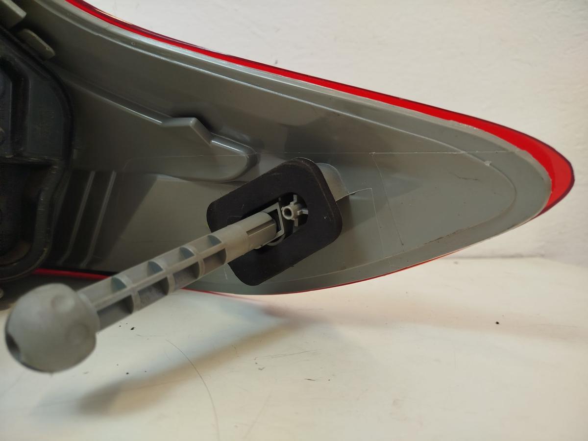 Renault Megane III 3 R&uuml;ckleuchte au&szlig;en links R&uuml;cklicht Heckleuchte 5 t&uuml;rer