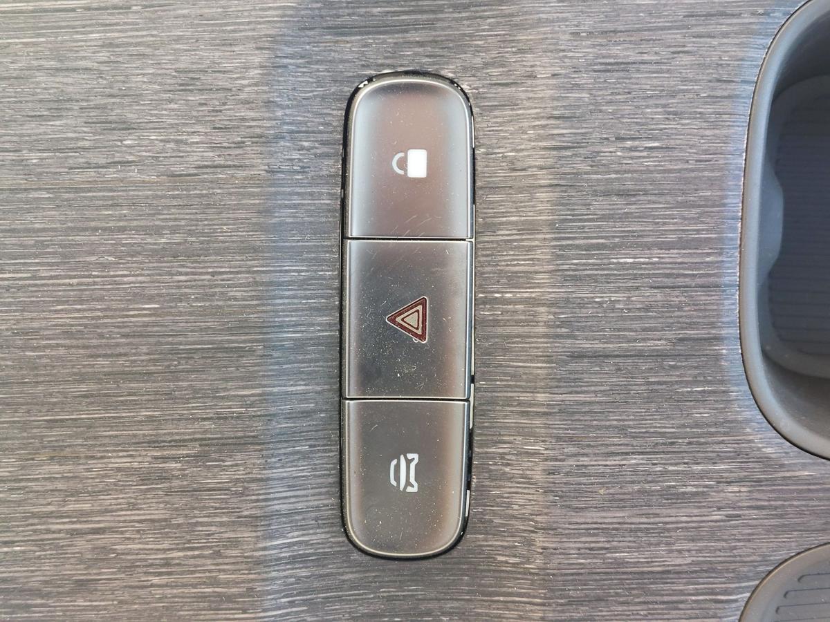 NIO ET7 Elektro Verkleidung Cupholder Wählhebel Pad Wireless Charger OEM Dekor