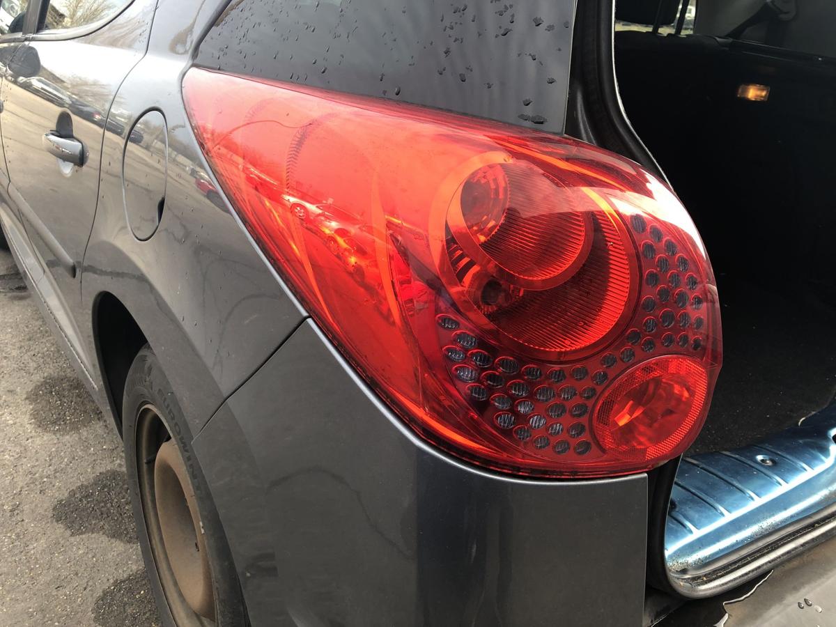 Peugeot 207 SW Typ WE R&uuml;ckleuchte links R&uuml;cklicht Heckleuchte Kombi