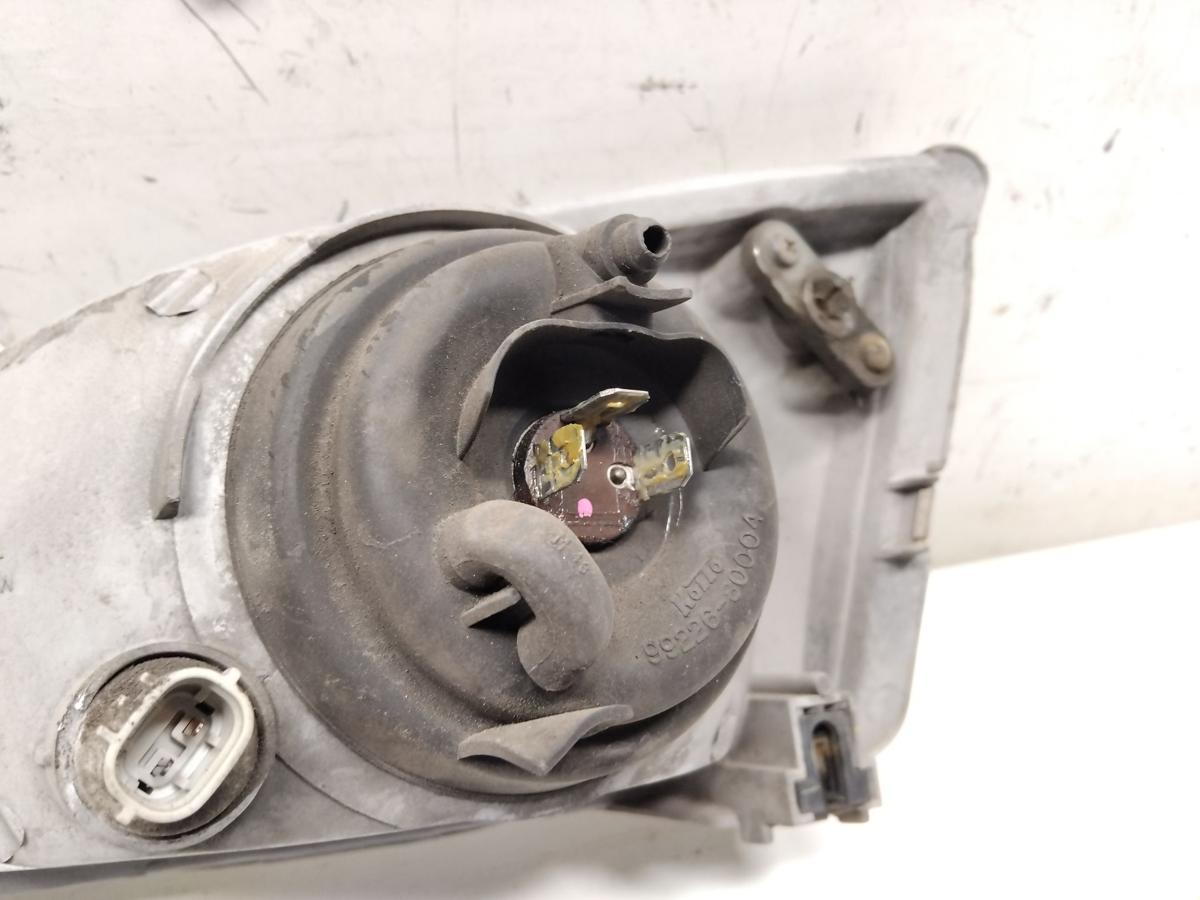 Toyota Starlet P9 Bj.1998 original Scheinwerfer vorn rechts Halogen f&uuml;r LWR