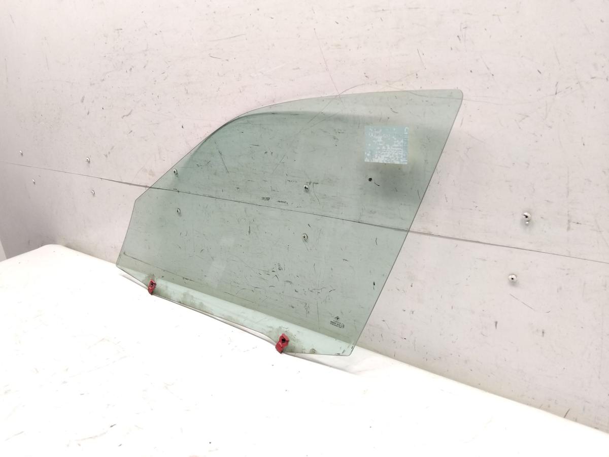 BMW E46 original T&uuml;rscheibe vorn rechts gr&uuml;ncolor BJ2001