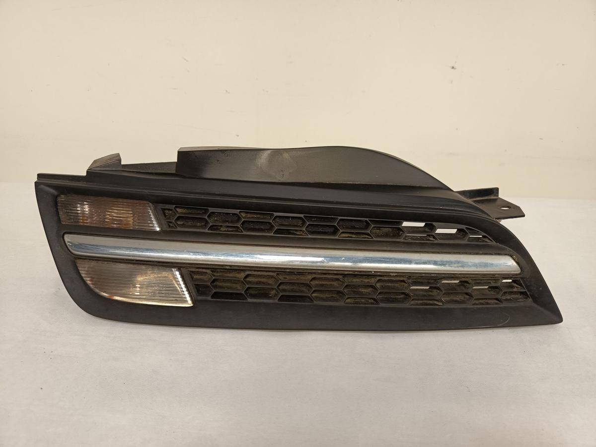 Nissan Micra K12 Cabrio orig Kühlergrillgitter mit Blinker vorn rechts Bj 2006