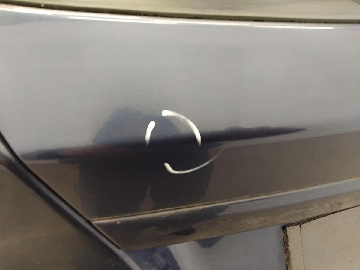 Ford Fiesta JA8 original Heckklappe Atlantikblaumetallic mit Scheibe BJ2011