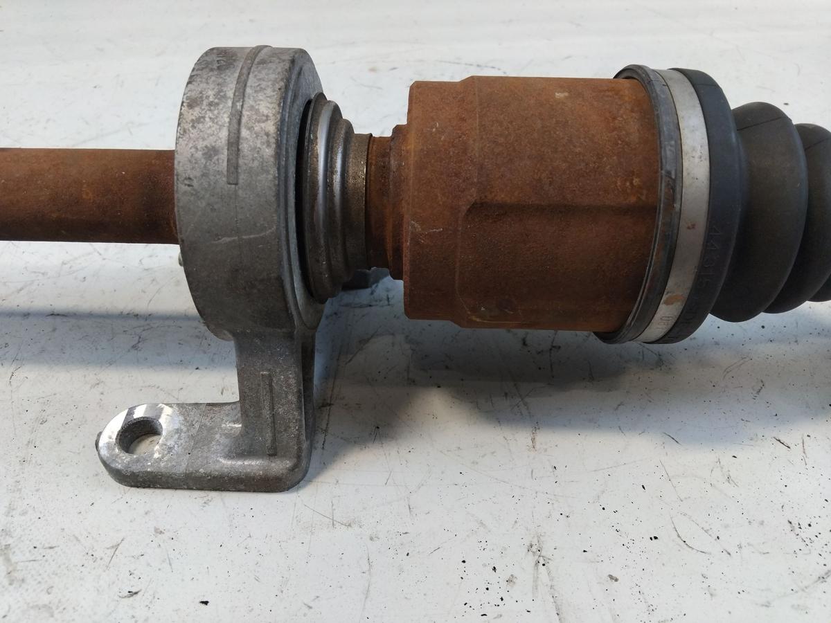 Honda Civic 8 FK2 Antriebswelle Gelenkwelle vorn rechts 1.8 103kw R18A2 BJ2009