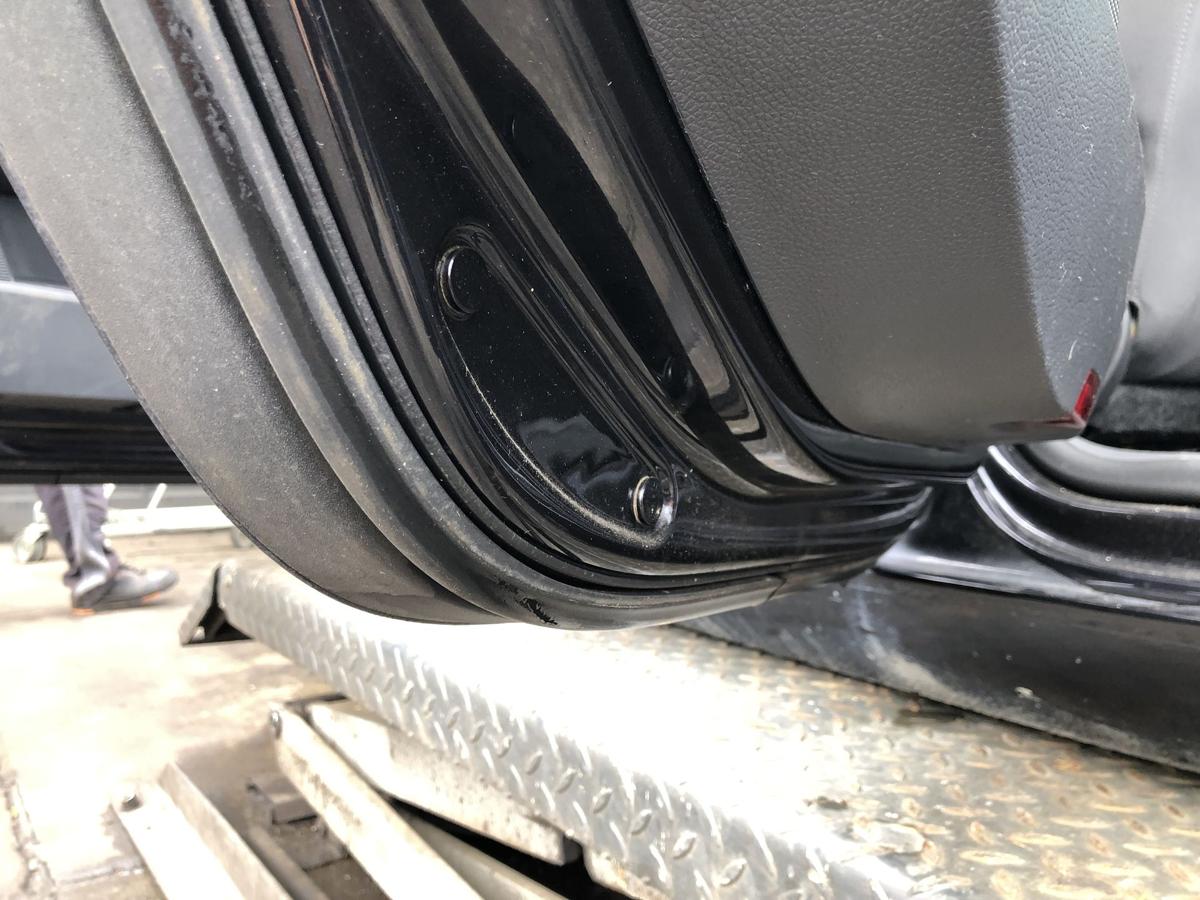VW Golf V Limo original Tür hinten links Fond C9Z Black magic Bj 2008