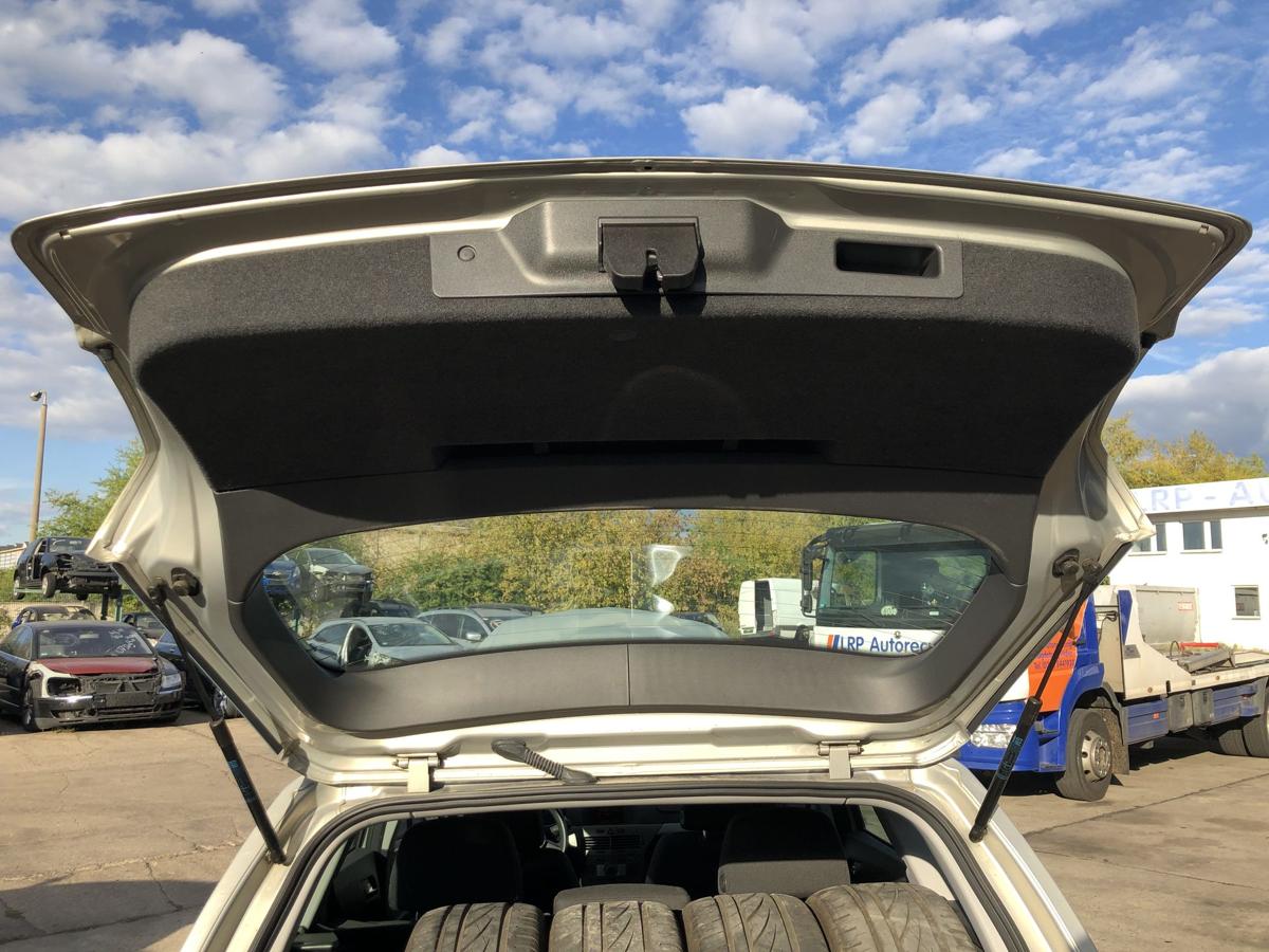 Opel Astra H Caravan Heckklappe mit Heckscheibe Kombi Heckdeckel Z167 Pannacotta