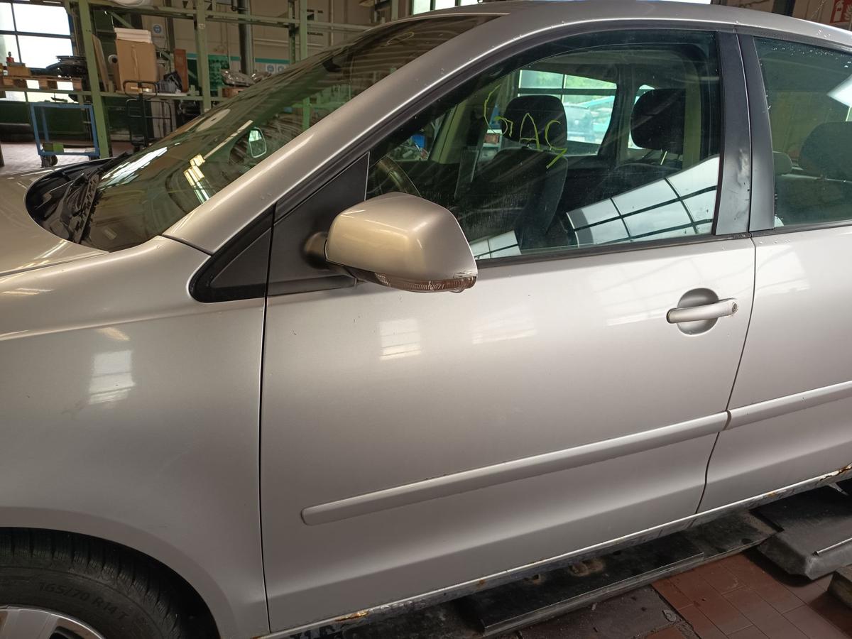 VW Polo 9N3 original T&uuml;r vorne links LA7W Reflexsilber Baujahr 2009
