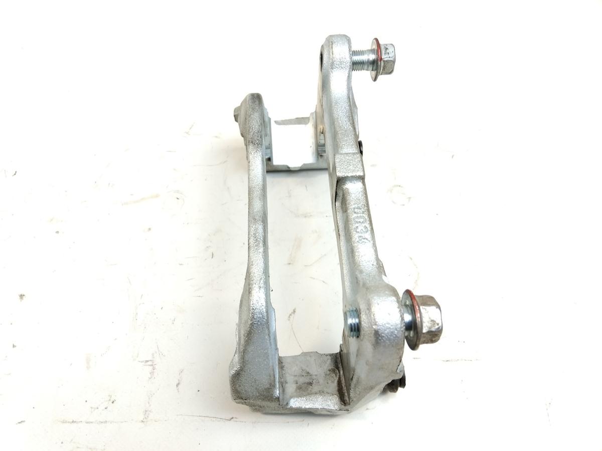 Mitsubishi Eclipse Cross original Bremssatteltr&auml;ger Vorderachse links Bj.2024