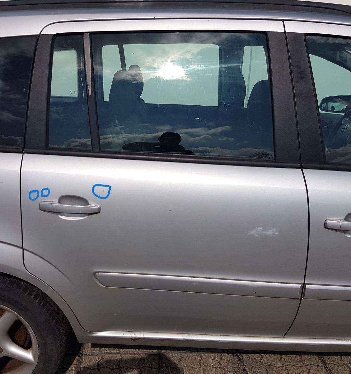 Opel Zafira B T&uuml;r hinten rechts in 2AU Starsilber III Bj2006