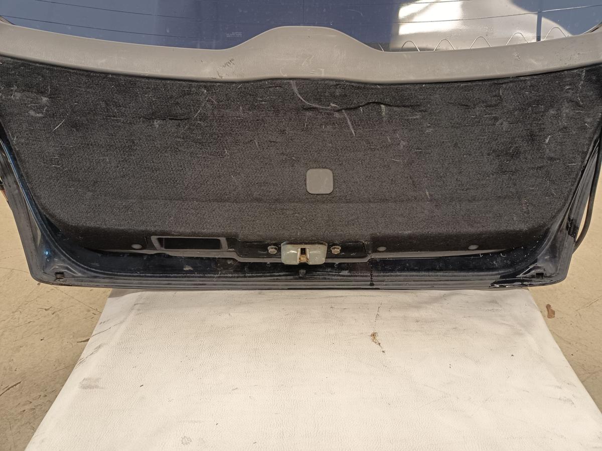 Subaru Impreza Kombi GD orig Heckklappe mit Scheibe Spoiler 32J Schwarz Bj 2004