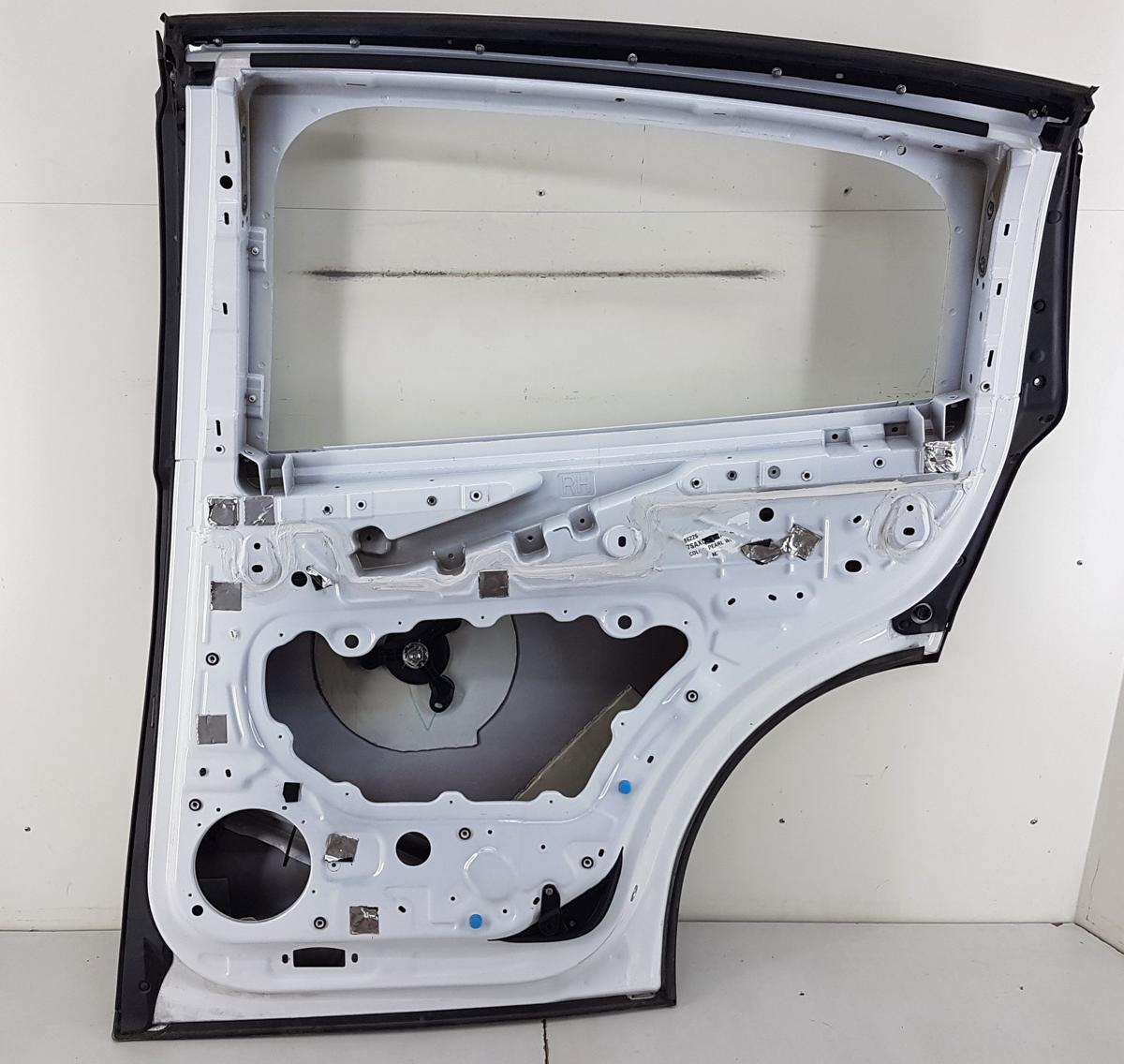 Tesla Model X T&uuml;r hinten rechts PPSW White Water Pearl Bj22 Falcon Wing Doors