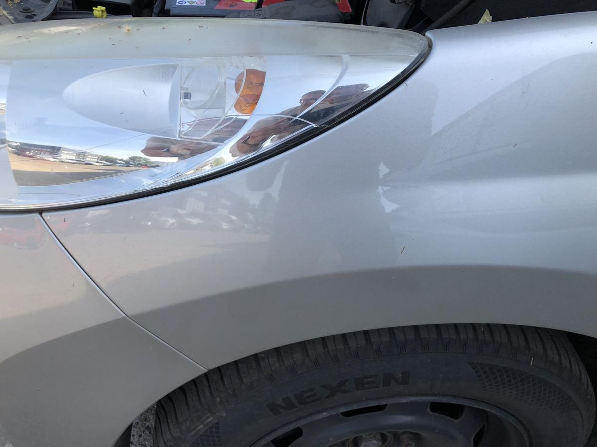Peugeot 207 SW Typ WE Kotfl&uuml;gel vorn links Fahrerseite ETS Gris Cendre Metallic