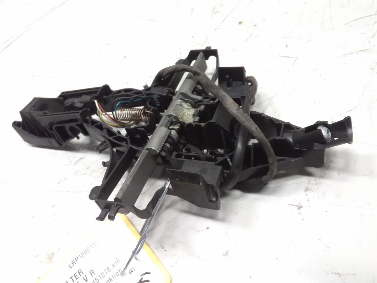 Volvo V70 III original Halter Konsole Türgriff vorn rechts für Keyless Bj.2010