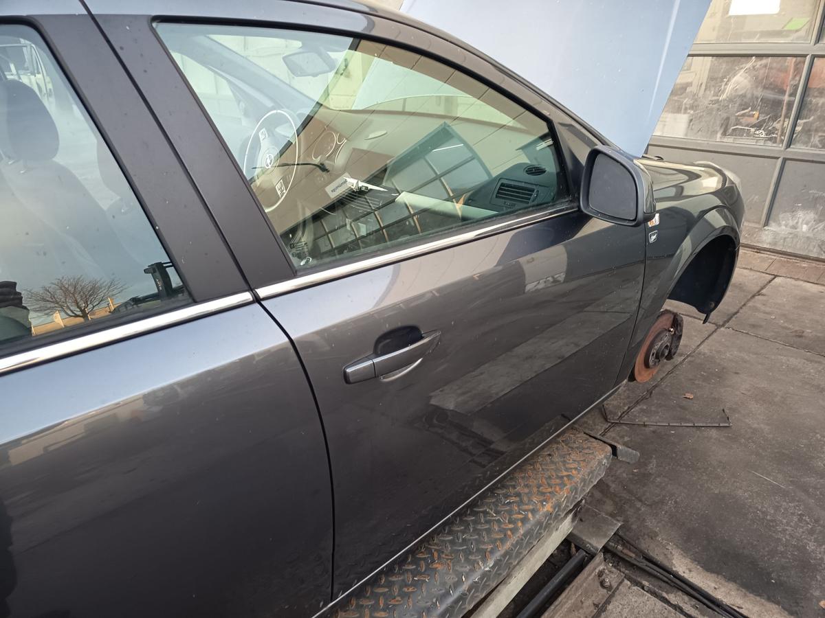 Opel Astra H original T&uuml;r vorn rechts Beifahrer Z177 Karbongrau Bj 2010