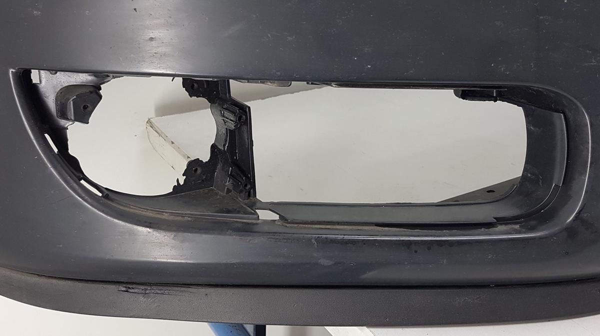 Skoda Roomster Sto&szlig;stange Sto&szlig;f&auml;nger vorn Bj2008 unlackiert schwarz